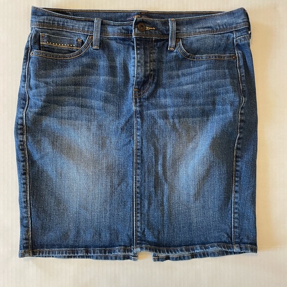Levi’s Denim Jean Skirt Accented Pockets Size 10 - Picture 8 of 8